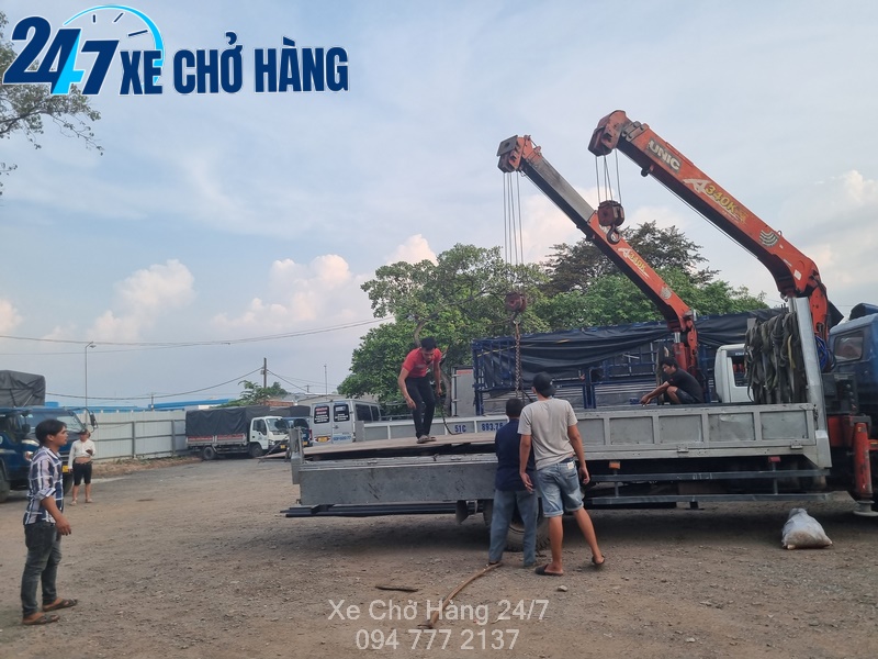 Dịch vụ vận tải hàng hóa Quận Tân Phú